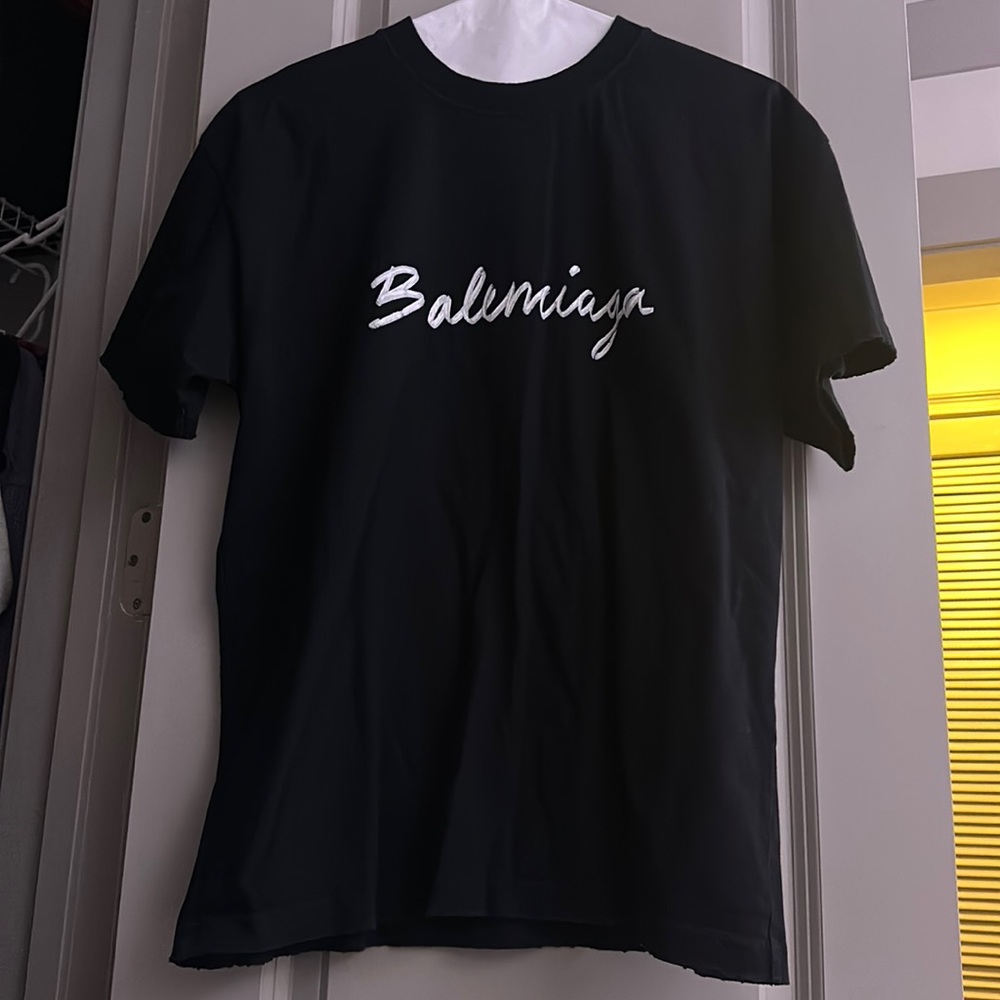 BALENCIAGA T-SHIRT ✨AUTHENTIC✨